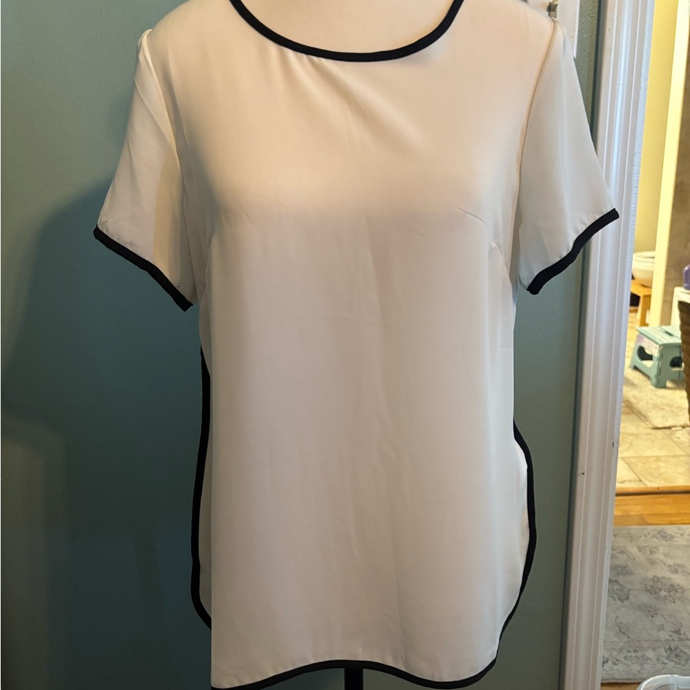 Banana Republic Cream Top with Black Accents